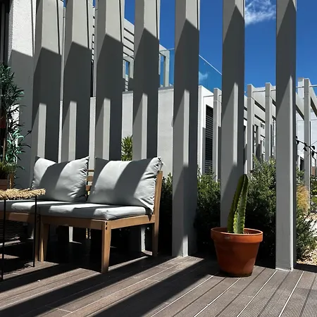 Apartment Pe Na Ria
